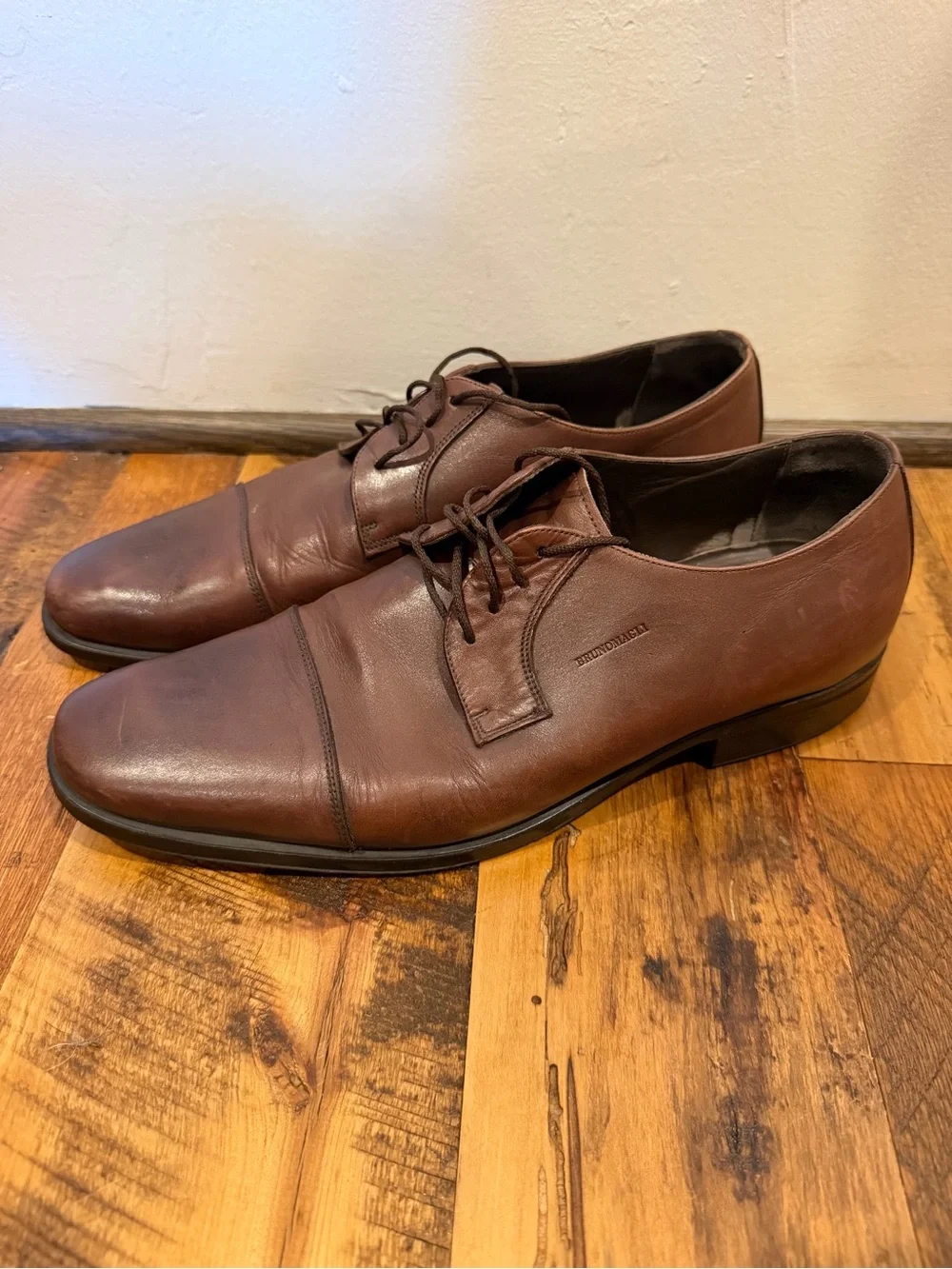 Bruno Magli Ciro leather derby Cap Toe Dress shoes Size 11 Pre Owned Italy